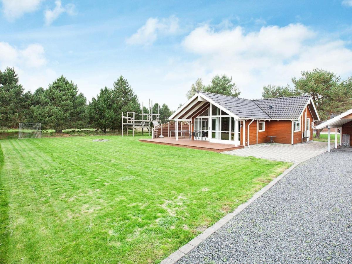 Three-Bedroom Holiday Home In Rodby 38 Kramnitse ภายนอก รูปภาพ